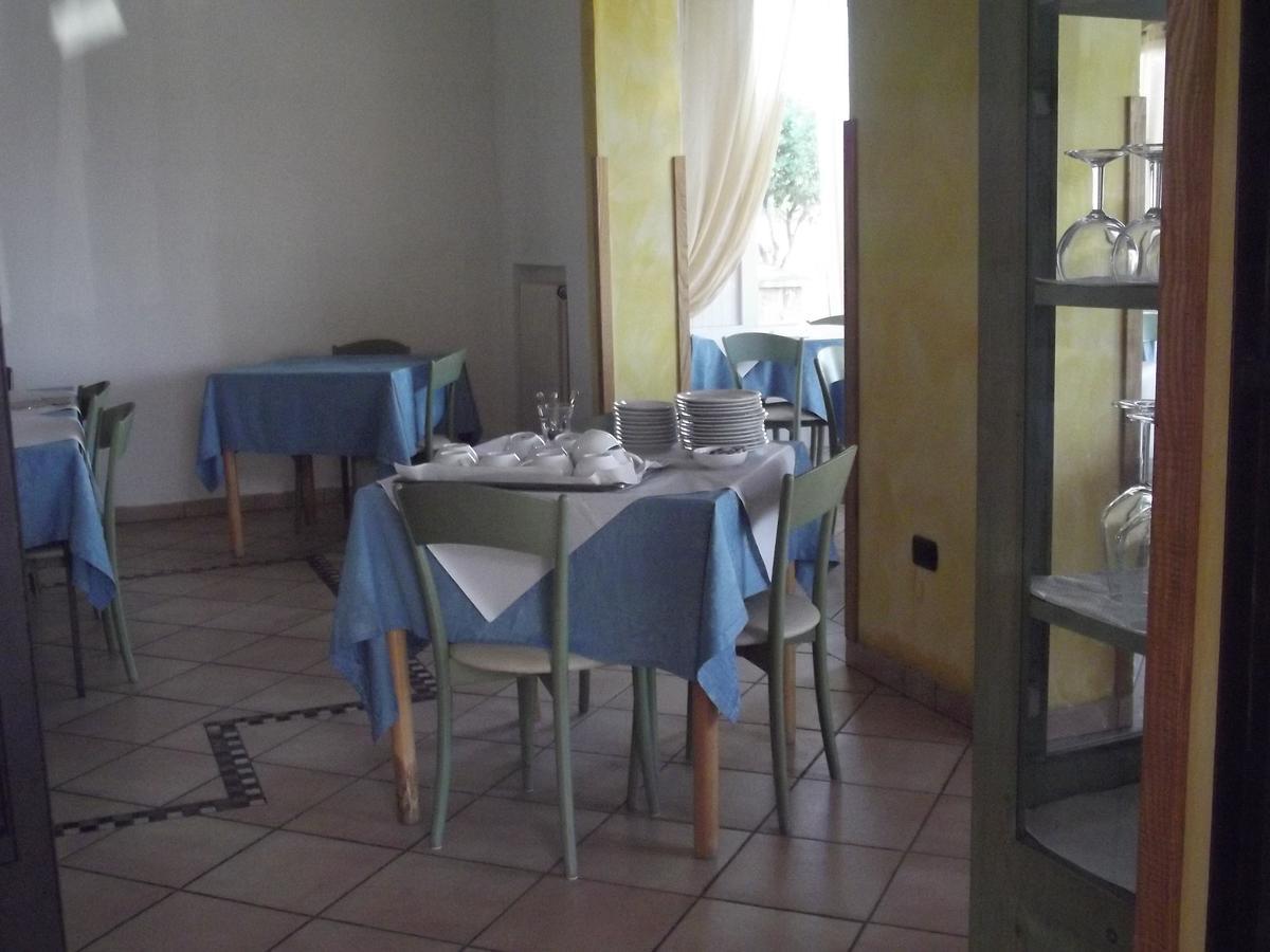 Hotel Sabbia D'Oro Pineto Dış mekan fotoğraf